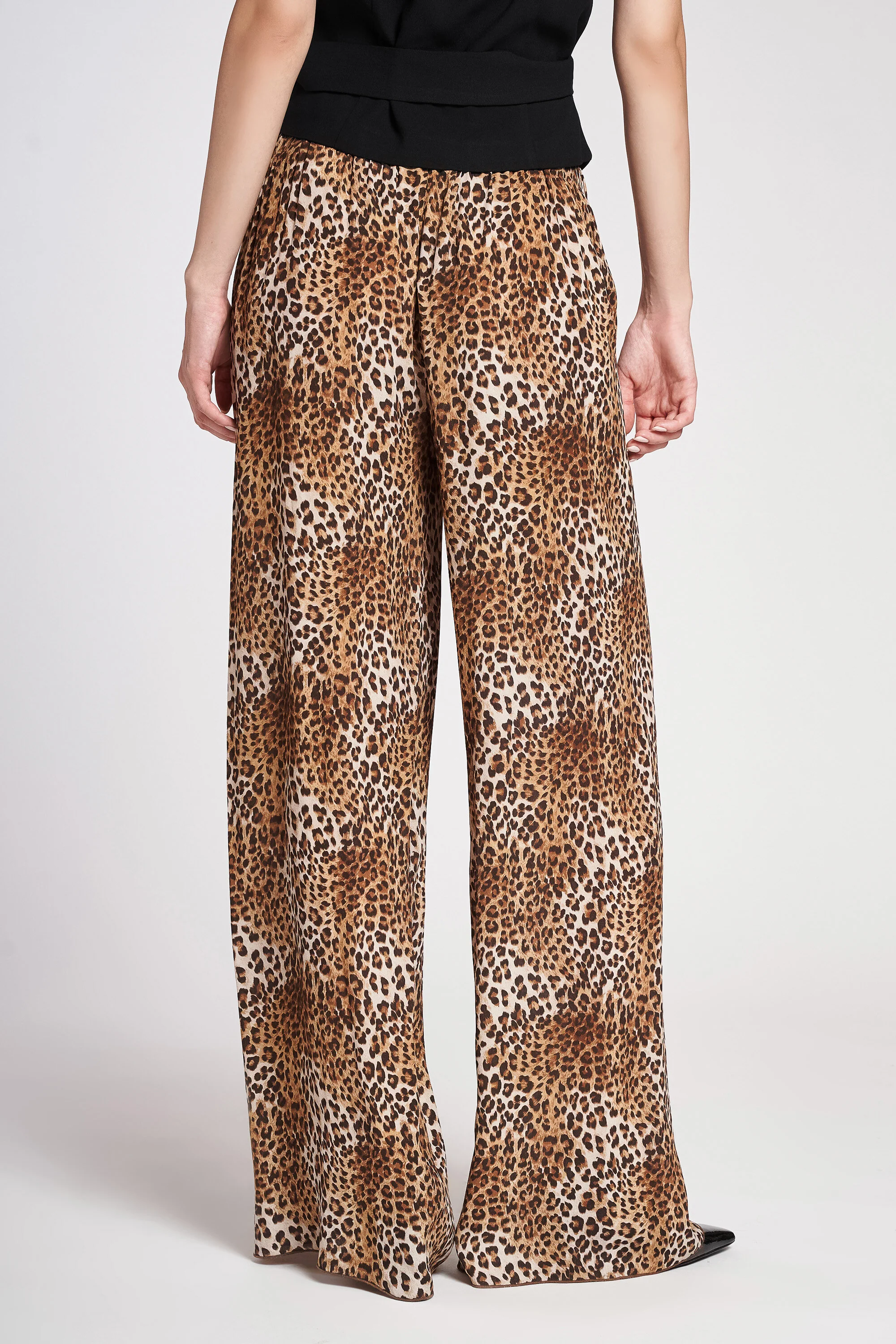 PANTALONI LARGHI IN STAMPA LEOPRINT - Image 3